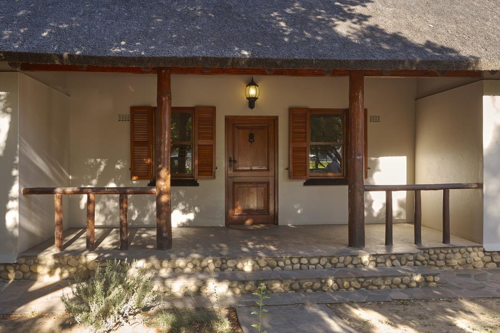 Yellow Aloe Clanwilliam Exterior photo